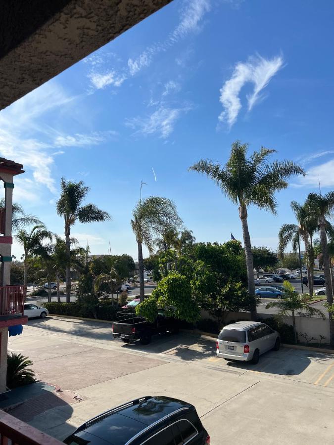 Starlight Inn Huntington Beach Exterior photo
